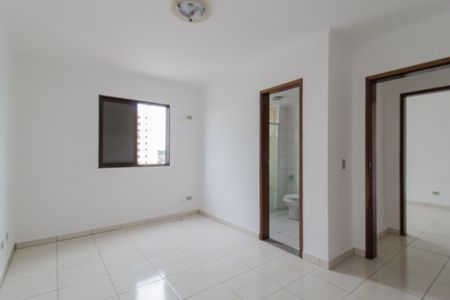 Apartamento para alugar com 108m², 3 quartos e 2 vagas Apartamento para alugar com 108m², 3 quartos e 2 vagasSuíte