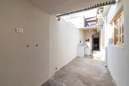 Casa à venda com 120m², 3 quartos e 2 vagasQuintal
