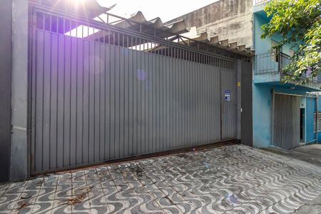 Casa à venda com 120m², 3 quartos e 2 vagasFachada