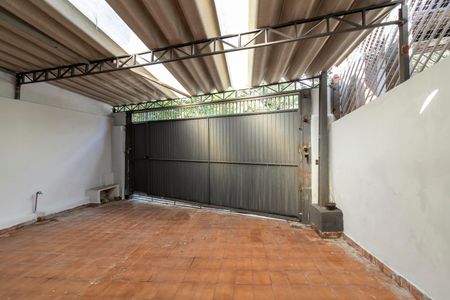 Casa à venda com 120m², 3 quartos e 2 vagasSala - Vista