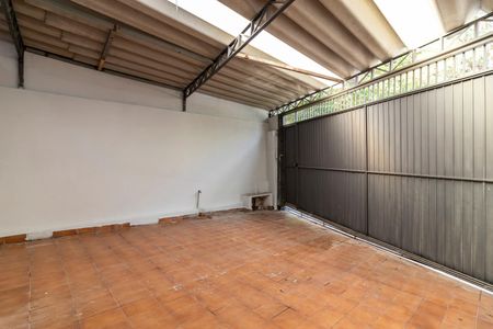Casa à venda com 120m², 3 quartos e 2 vagasGaragem