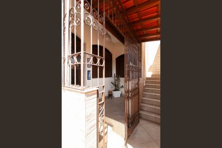 Casa à venda com 400m², 3 quartos e 6 vagasEdícula