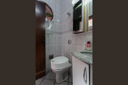 Casa à venda com 400m², 3 quartos e 6 vagasBanheiro Social 3