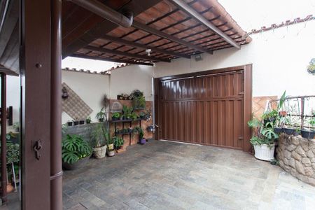 Casa à venda com 400m², 3 quartos e 6 vagasGaragem 1