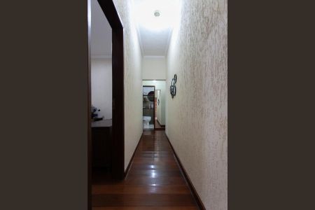 Casa à venda com 400m², 3 quartos e 6 vagasCorredor