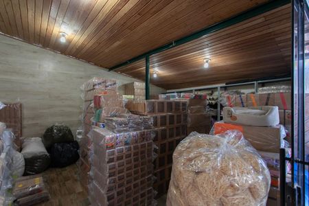 Casa à venda com 400m², 3 quartos e 6 vagasAnexo