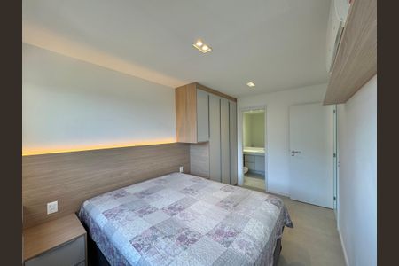 Apartamento à venda com 79m², 2 quartos e 1 vagaSuíte