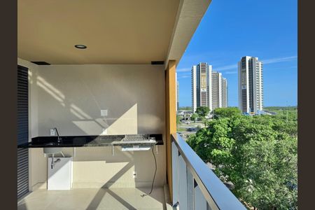 Apartamento à venda com 79m², 2 quartos e 1 vagaVaranda