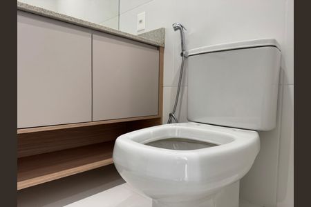 Apartamento à venda com 79m², 2 quartos e 1 vagaBanheiro Social
