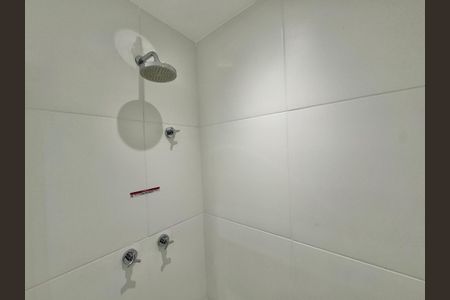 Apartamento à venda com 79m², 2 quartos e 1 vagaSuíte - Banheiro