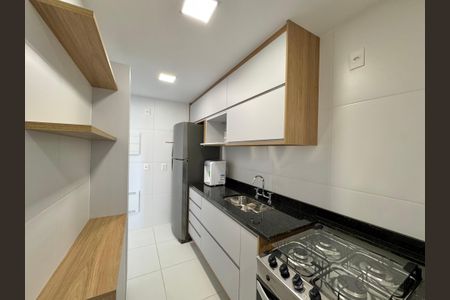 Apartamento à venda com 79m², 2 quartos e 1 vagaCozinha e Área de Serviço
