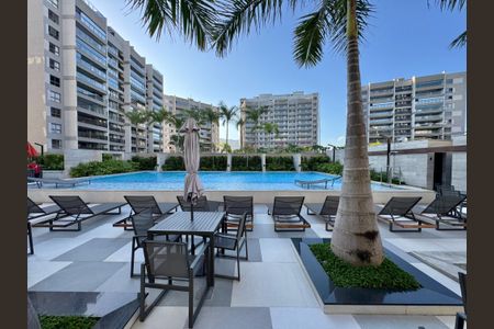 Apartamento à venda com 79m², 2 quartos e 1 vagaÁrea comum