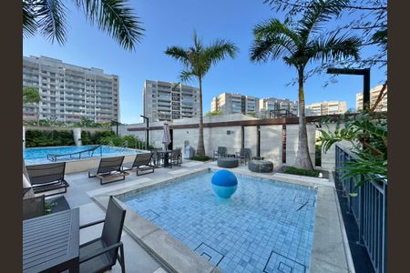 Apartamento à venda com 79m², 2 quartos e 1 vagaÁrea comum