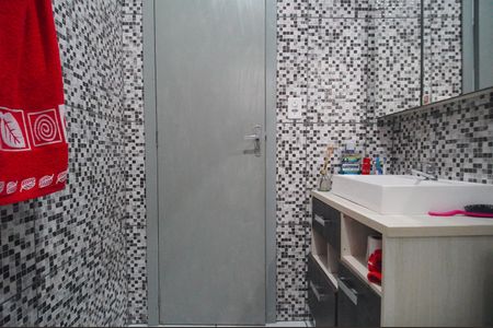 Casa à venda com 110m², 2 quartos e 1 vagaBanheiro