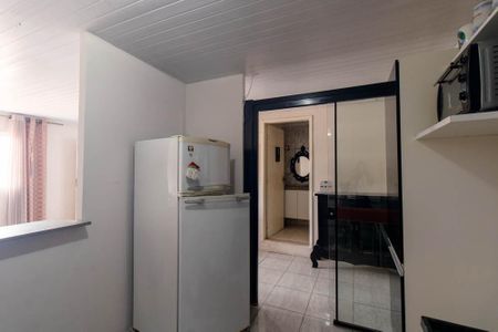 Casa para alugar com 60m², 2 quartos e sem vagaCozinha e Área de Serviço