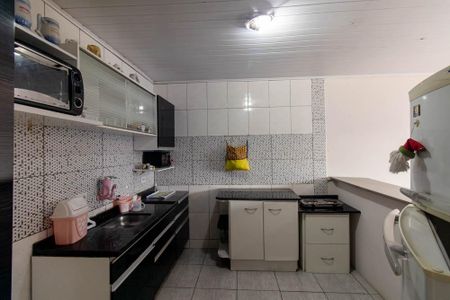 Casa para alugar com 60m², 2 quartos e sem vagaCozinha e Área de Serviço
