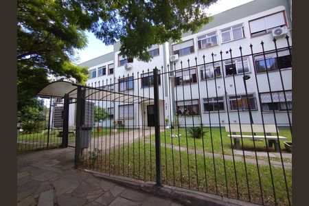 Apartamento à venda com 42m², 1 quarto e 1 vaga Apartamento à venda com 42m², 1 quarto e 1 vagaFachada