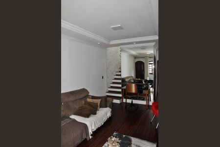 Casa à venda com 132m², 3 quartos e 5 vagasDetalhe - Sala