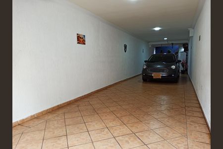 Casa à venda com 132m², 3 quartos e 5 vagasDetalhe - Garagem