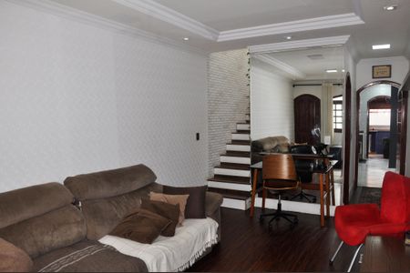 Casa à venda com 132m², 3 quartos e 5 vagasDetalhe - Sala