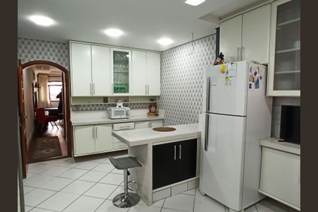 Casa à venda com 132m², 3 quartos e 5 vagasDetalhe - Cozinha