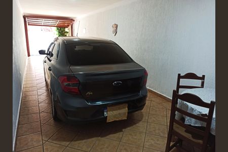 Casa à venda com 132m², 3 quartos e 5 vagasDetalhe - Garagem