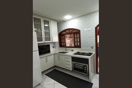 Casa à venda com 132m², 3 quartos e 5 vagasDetalhe - Cozinha