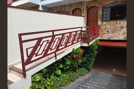 Casa à venda com 132m², 3 quartos e 5 vagasDetalhe - Hall Entrada