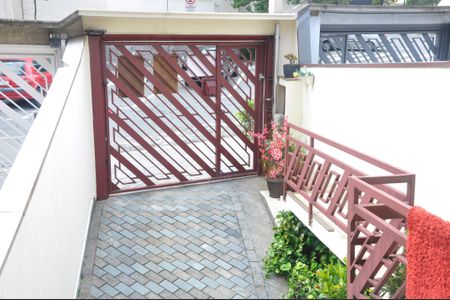 Casa à venda com 132m², 3 quartos e 5 vagasDetalhe - Vista da Sala