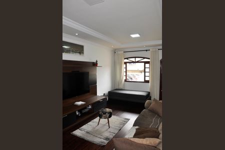 Casa à venda com 132m², 3 quartos e 5 vagasDetalhe - Sala