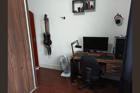 Casa à venda com 132m², 3 quartos e 5 vagasDetalhe - Quarto 02