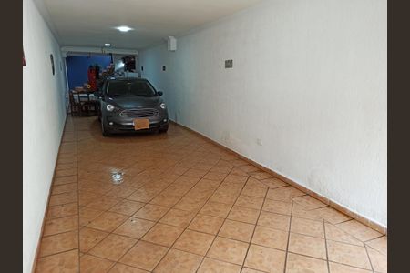 Casa à venda com 132m², 3 quartos e 5 vagasDetalhe - Garagem
