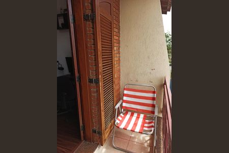 Casa à venda com 132m², 3 quartos e 5 vagasDetalhe - Varanda do Quarto 02