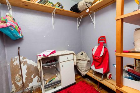 Casa à venda com 120m², 2 quartos e 3 vagas Casa à venda com 120m², 2 quartos e 3 vagasDispensa