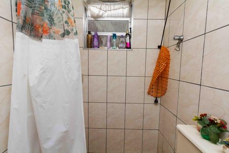 Casa à venda com 120m², 2 quartos e 3 vagas Casa à venda com 120m², 2 quartos e 3 vagasBanheiro 2