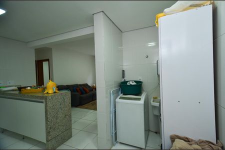 Apartamento à venda com 118m², 2 quartos e 2 vagas Apartamento à venda com 118m², 2 quartos e 2 vagasCozinha