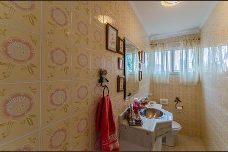 Casa à venda com 300m², 4 quartos e 3 vagasLavabo Sala