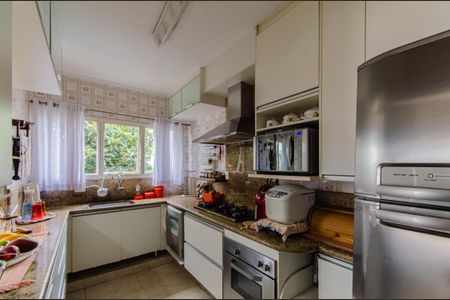 Casa à venda com 300m², 4 quartos e 3 vagasCozinha