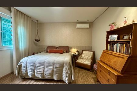 Casa à venda com 382m², 4 quartos e 5 vagasQuarto 2