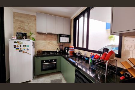 Casa à venda com 99m², 3 quartos e 2 vagasCozinha