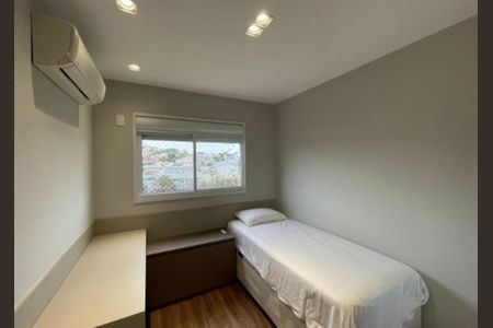 Apartamento à venda com 130m², 3 quartos e 2 vagasFoto 01