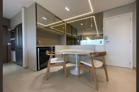 Apartamento à venda com 130m², 3 quartos e 2 vagasFoto 01