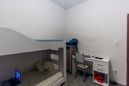 Casa à venda com 185m², 4 quartos e 4 vagas Casa à venda com 185m², 4 quartos e 4 vagasQuarto 2