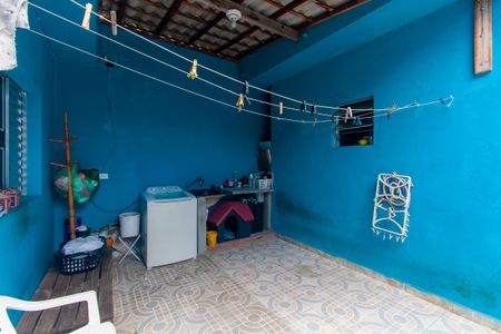 Casa à venda com 185m², 4 quartos e 4 vagas Casa à venda com 185m², 4 quartos e 4 vagasQuintal