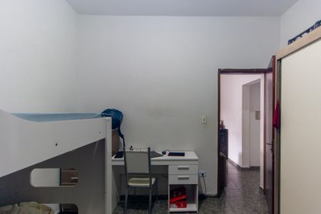 Casa à venda com 185m², 4 quartos e 4 vagas Casa à venda com 185m², 4 quartos e 4 vagasQuarto 2