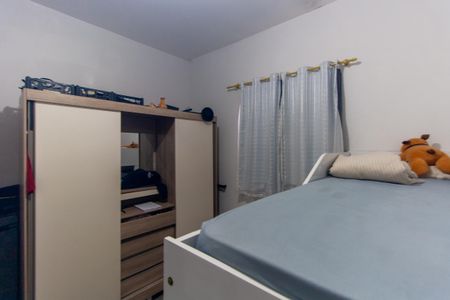 Casa à venda com 185m², 4 quartos e 4 vagas Casa à venda com 185m², 4 quartos e 4 vagasQuarto 2