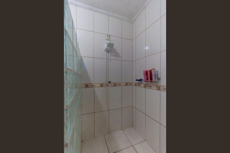 Casa à venda com 185m², 4 quartos e 4 vagas Casa à venda com 185m², 4 quartos e 4 vagasBanheiro da Suíte