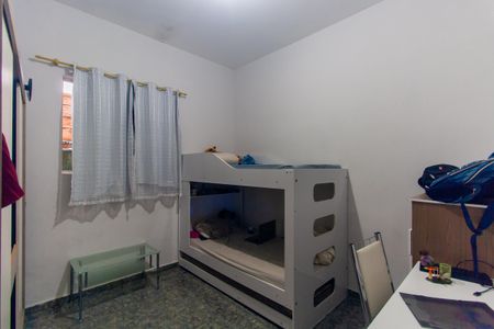 Casa à venda com 185m², 4 quartos e 4 vagas Casa à venda com 185m², 4 quartos e 4 vagasQuarto 2