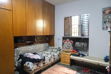 Casa à venda com 380m², 4 quartos e 4 vagasQuarto 2