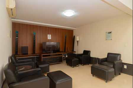 Studio à venda com 28m², 1 quarto e 1 vaga Studio à venda com 28m², 1 quarto e 1 vagaÁrea comum - Salão de Festas